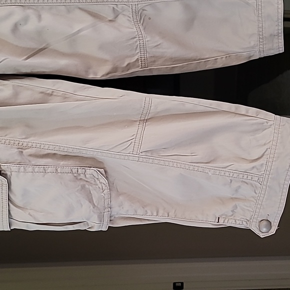 Cache Capris - Picture 2 of 5